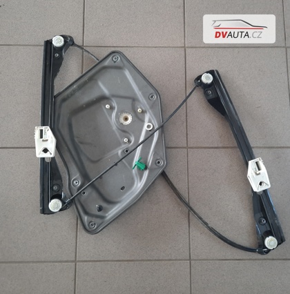 Stahovačka PP 3T0837462A